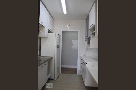 Apartamento para alugar com 82m², 3 quartos e 2 vagasCozinha