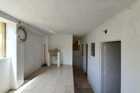 Casa para alugar com 45m², 1 quarto e 1 vagaÁrea de serviço