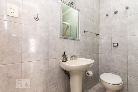 Casa à venda com 159m², 2 quartos e 3 vagasBanheiro 2