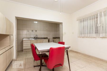 Casa à venda com 159m², 2 quartos e 3 vagasCozinha