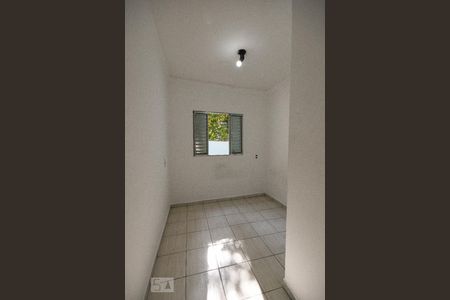 Quarto 2 de casa para alugar com 2 quartos, 36m² em Vila Nova Mazzei, São Paulo