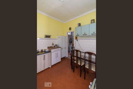 Casa à venda com 153m², 2 quartos e sem vaga Casa à venda com 153m², 2 quartos e sem vagaCozinha