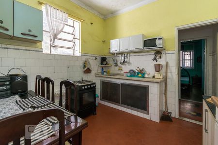 Casa à venda com 153m², 2 quartos e sem vaga Casa à venda com 153m², 2 quartos e sem vagaCozinha