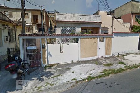 Casa à venda com 153m², 2 quartos e sem vaga Casa à venda com 153m², 2 quartos e sem vagaFachada da entrada