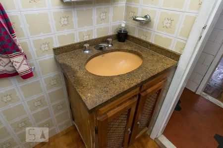 Casa à venda com 153m², 2 quartos e sem vaga Casa à venda com 153m², 2 quartos e sem vagaBanheiro