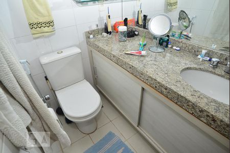 Apartamento à venda com 93m², 2 quartos e 1 vagaBanheiro Suíte