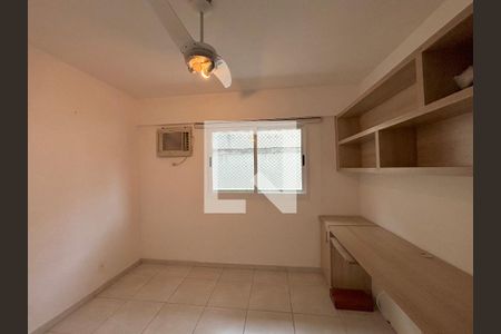 Quarto de apartamento para alugar com 2 quartos, 93m² em Botafogo, Rio de Janeiro