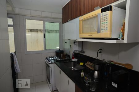 Apartamento à venda com 93m², 2 quartos e 1 vagaCozinha
