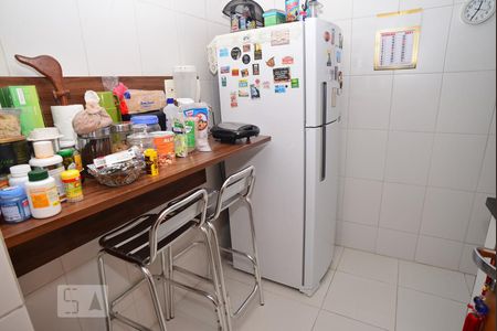Apartamento à venda com 93m², 2 quartos e 1 vagaCozinha