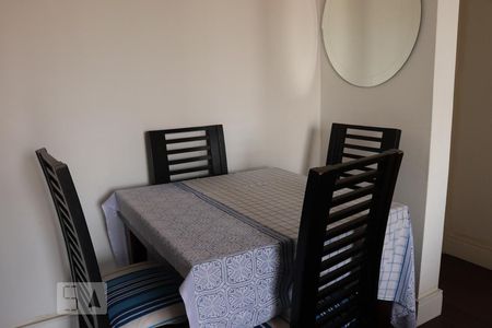 Apartamento à venda com 48m², 2 quartos e 1 vagaSala