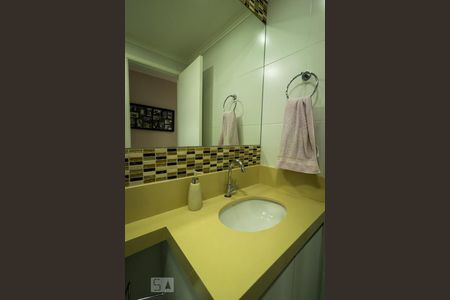 Apartamento à venda com 63m², 2 quartos e 2 vagasBanheiro