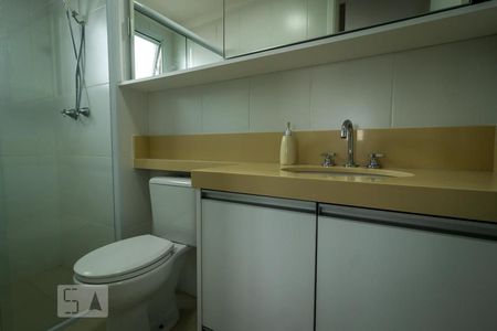 Apartamento à venda com 63m², 2 quartos e 2 vagasBanheiro da Suíte