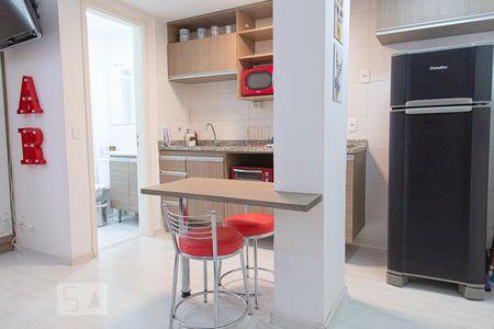 Cozinha de kitnet/studio para alugar com 1 quarto, 31m² em Bela Vista, São Paulo