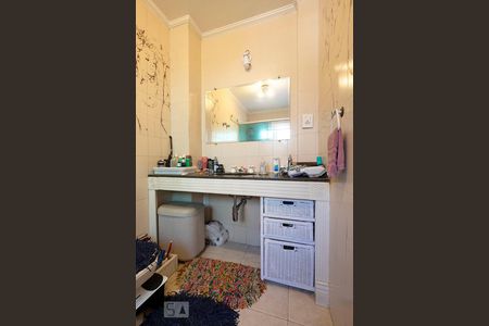 Apartamento para alugar com 120m², 3 quartos e 1 vaga Apartamento para alugar com 120m², 3 quartos e 1 vagaBanheiro da Suíte