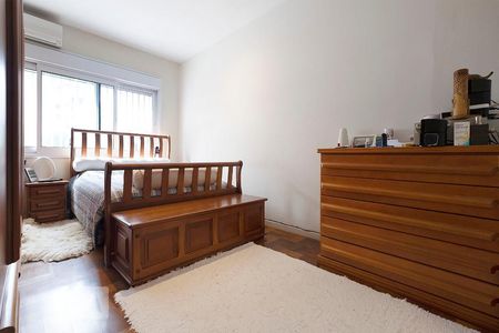 Apartamento para alugar com 120m², 3 quartos e 1 vaga Apartamento para alugar com 120m², 3 quartos e 1 vagaSuíte