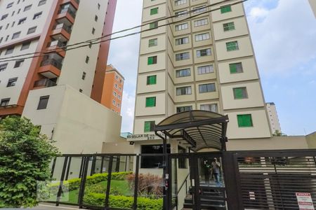 Apartamento à venda com 75m², 3 quartos e 2 vagasFachada