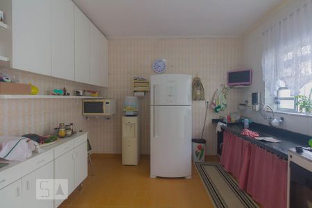 Casa à venda com 100m², 2 quartos e 1 vaga Casa à venda com 100m², 2 quartos e 1 vagaCozinha