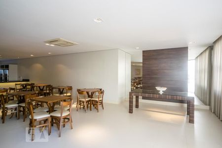 Apartamento à venda com 212m², 4 quartos e 3 vagasÁrea comum - Salão de festas