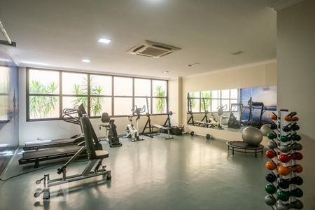 Apartamento à venda com 212m², 4 quartos e 3 vagasÁrea comum - Piscina