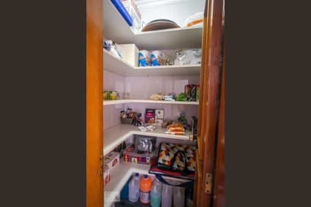 Apartamento à venda com 212m², 4 quartos e 3 vagasDespensa