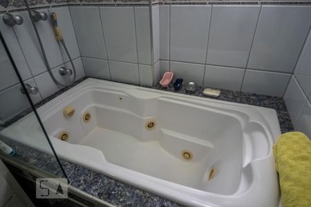 Apartamento à venda com 212m², 4 quartos e 3 vagasSuíte