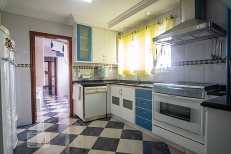 Apartamento à venda com 212m², 4 quartos e 3 vagasCozinha