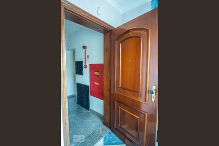 Apartamento à venda com 212m², 4 quartos e 3 vagasEntrada