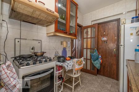 Apartamento à venda com 98m², 2 quartos e 2 vagasCozinha