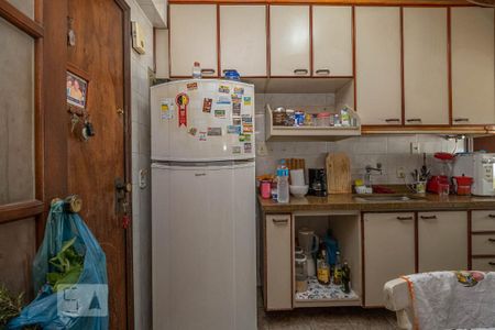 Apartamento à venda com 98m², 2 quartos e 2 vagasCozinha