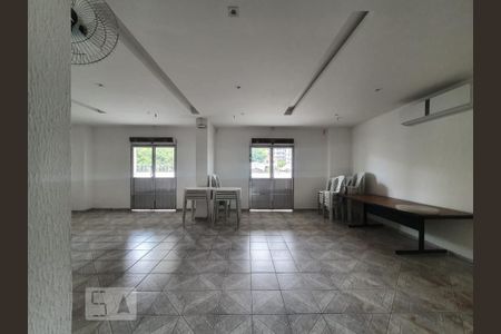 Apartamento à venda com 98m², 2 quartos e 2 vagasSalão de Festas