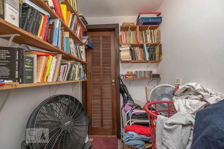 Apartamento à venda com 98m², 2 quartos e 2 vagasQuarto de Serviço