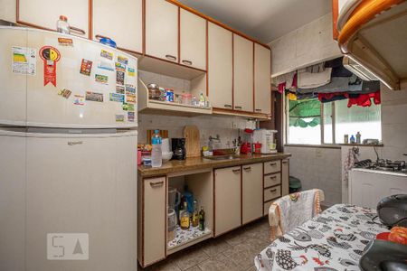 Apartamento à venda com 98m², 2 quartos e 2 vagasCozinha