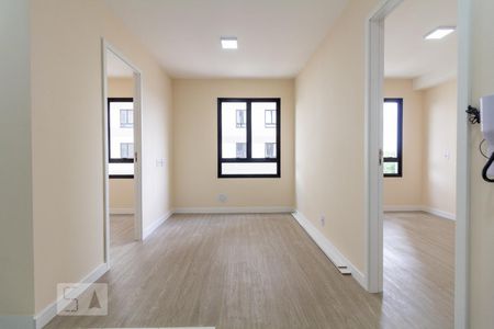 Sala de apartamento à venda com 2 quartos, 35m² em Presidente Altino, Osasco