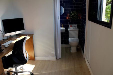 Apartamento à venda com 68m², 2 quartos e 1 vagaescritório