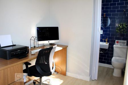 Apartamento à venda com 68m², 2 quartos e 1 vagaescritório