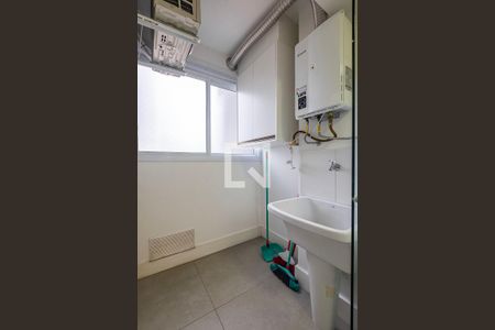 Sala/Cozinha - Lavanderia de apartamento para alugar com 2 quartos, 55m² em Pinheiros, São Paulo