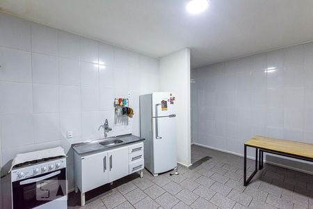 Casa à venda com 200m², 7 quartos e 1 vaga Casa à venda com 200m², 7 quartos e 1 vagaCozinha