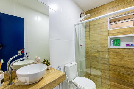 Casa à venda com 200m², 7 quartos e 1 vaga Casa à venda com 200m², 7 quartos e 1 vagaBanheiro 2