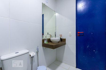 Casa à venda com 200m², 7 quartos e 1 vaga Casa à venda com 200m², 7 quartos e 1 vagaBanheiro 1