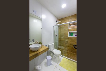 Casa à venda com 200m², 7 quartos e 1 vaga Casa à venda com 200m², 7 quartos e 1 vagaBanheiro 2