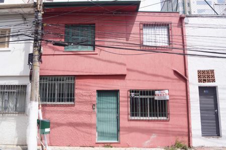 Fachada de casa à venda com 2 quartos, 110m² em Chácara Santo Antônio (zona Sul), São Paulo