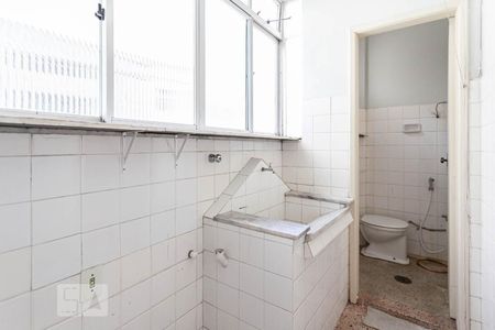 Apartamento para alugar com 115m², 4 quartos e 1 vagaÁrea de Serviço