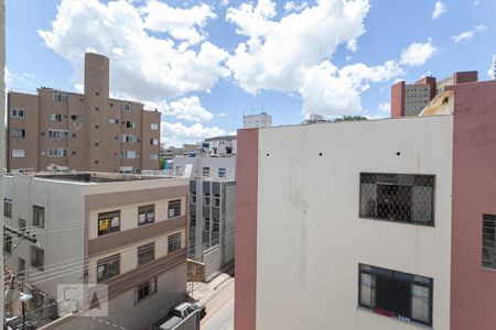 Apartamento para alugar com 115m², 4 quartos e 1 vagaVista do Quarto 1