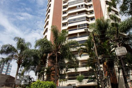 Apartamento à venda com 93m², 3 quartos e 1 vaga Apartamento à venda com 93m², 3 quartos e 1 vagaFachada