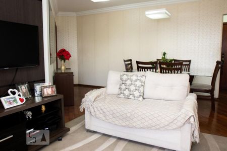Apartamento à venda com 93m², 3 quartos e 1 vaga Apartamento à venda com 93m², 3 quartos e 1 vagaSala