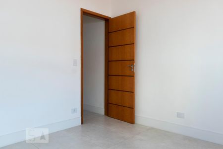 Quarto 2 de casa para alugar com 2 quartos, 76m² em Campo Belo, São Paulo