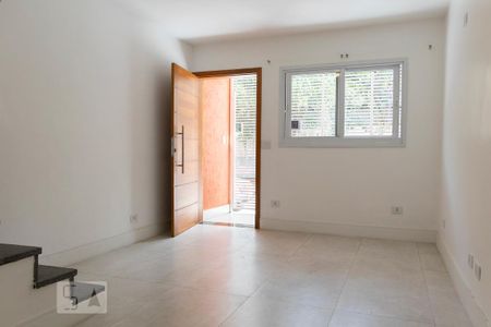 Sala de casa para alugar com 2 quartos, 76m² em Campo Belo, São Paulo