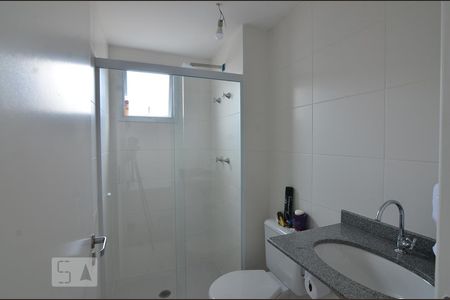 Banheiro de apartamento à venda com 2 quartos, 51m² em Água Branca, São Paulo