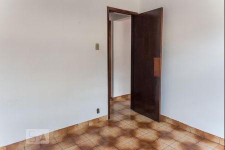 Quarto 1 de apartamento para alugar com 2 quartos, 58m² em Praca da Bandeira, Rio de Janeiro