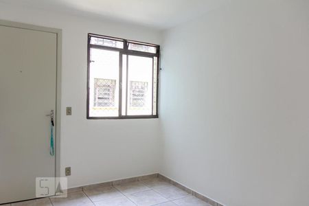 Sala de apartamento para alugar com 2 quartos, 48m² em Ferrazópolis, São Bernardo do Campo